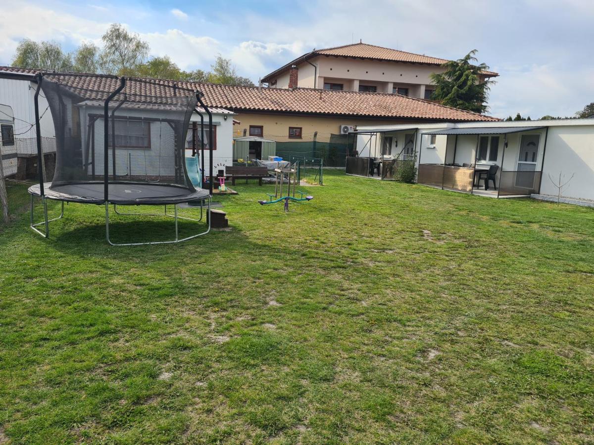 Melanie apartman Veľký Meder Zewnętrze zdjęcie